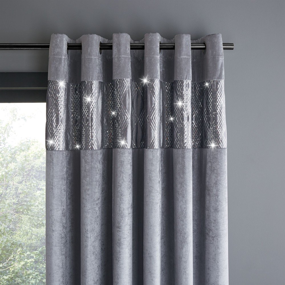 Szürke bársony függöny szett 2 db-os 168x183 cm Crushed Velvet Glamour Sequin – Catherine Lansfield